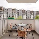 Funcional Easy Condo- Bezplatne Miejsce W Garazu Krakow
